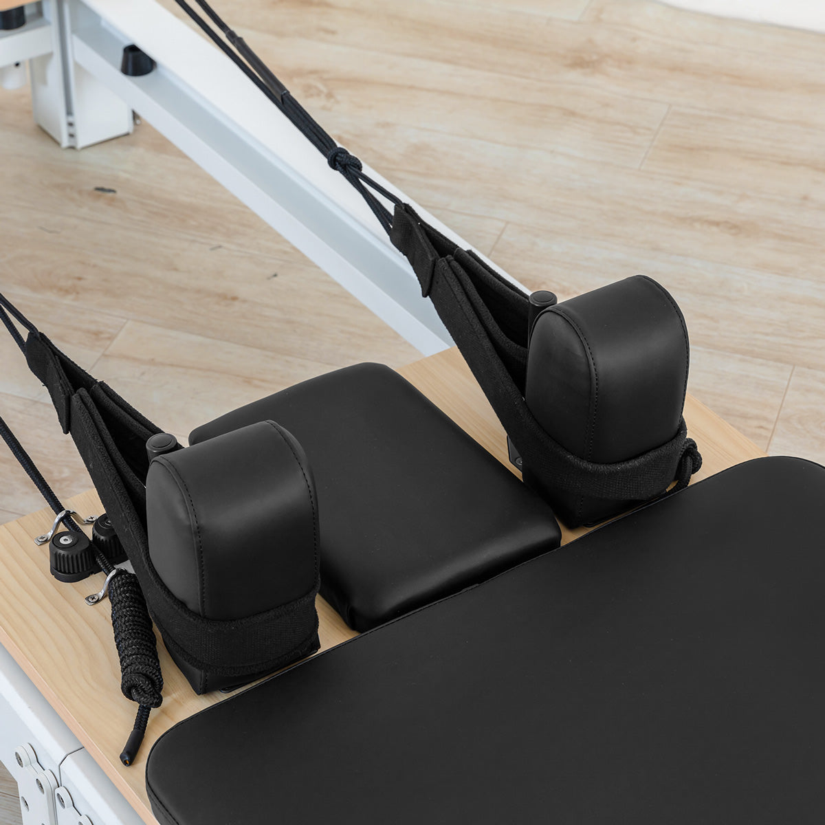 Contour Pro Folding Aluminium Pilates Reformer Machine (Black))