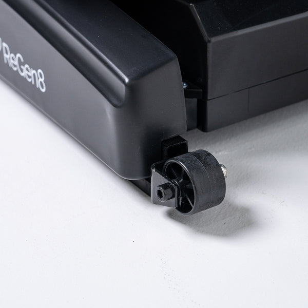 Regen8 LuxCloud Air - Zero Gravity Heated Massage Chair (Black)