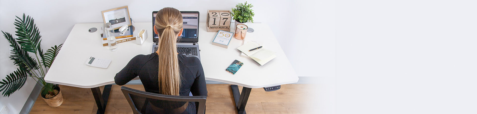 Automatic Standing Desks